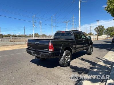 Czwarte zdjęcie samochodu z boku: 2006 TOYOTA TACOMA DOUBLE CAB LONG BED VIN:5TEMU52N36Z184015 - miniatura