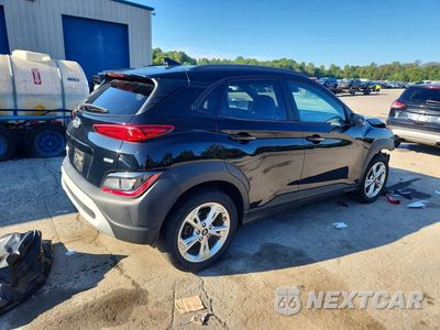 Trzecie zdjęcie samochodu z tyłu: 2023 HYUNDAI KONA SEL VIN:KM8K6CAB8PU000125 - miniatura