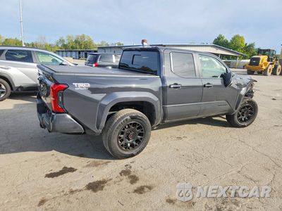 Trzecie zdjęcie samochodu z tyłu: 2025 TOYOTA TACOMA TRD SPORT VIN:3TMLB5JN8SM149254 - miniatura
