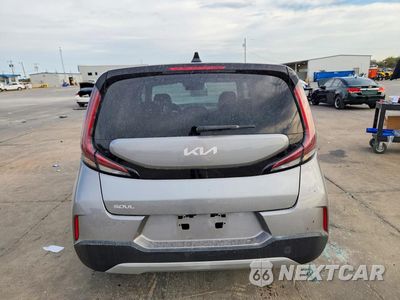 Zdjęcie 6 z 12 samochodu: 2023 KIA SOUL LX VIN:KNDJ23AU5P7884312 - miniatura