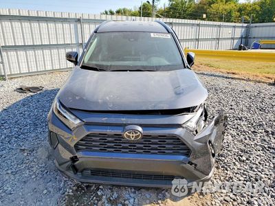 Piąte zdjęcie samochodu w środku: 2025 TOYOTA RAV4 HYBRID XLE VIN:JTMRWRFVXSJ089585 - miniatura