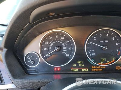 Zdjęcie 9 z 12 samochodu: 2015 BMW 328 XI VIN:WBA3B3G54FNR87303 - miniatura