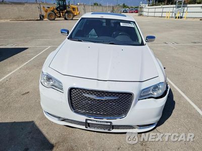 Piąte zdjęcie samochodu w środku: 2017 CHRYSLER 300C VIN:2C3CCAEG0HH645694 - miniatura