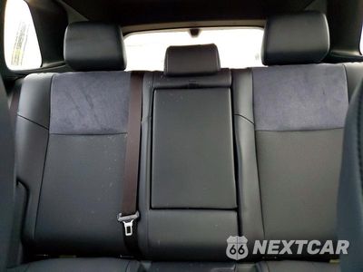 Zdjęcie 10 z 13 samochodu: 2026 TOYOTA RAV4 PLUG-IN HYBRID XSE VIN:JTM7ERAV8TD001974 - miniatura