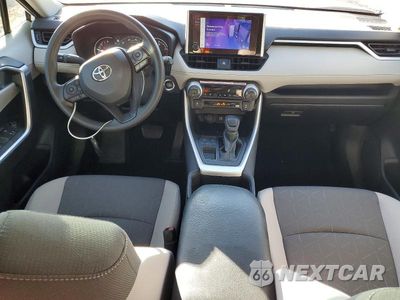 Zdjęcie 8 z 13 samochodu: 2024 TOYOTA RAV4 XLE VIN:2T3W1RFV9RC275357 - miniatura