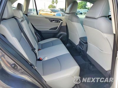 Zdjęcie 11 z 13 samochodu: 2020 TOYOTA RAV4 XLE PREMIUM VIN:2T3C1RFV3LW062736 - miniatura