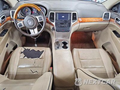 Zdjęcie 8 z 13 samochodu: 2011 JEEP GRAND CHEROKEE OVERLAND VIN:1J4RR6GT4BC647822 - miniatura