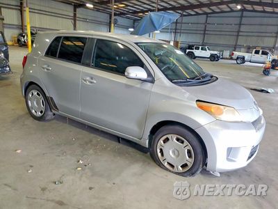 Czwarte zdjęcie samochodu z boku: 2009 SCION XD BASE VIN:JTKKU10499J041555 - miniatura