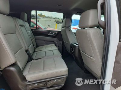 Zdjęcie 11 z 13 samochodu: 2024 CHEVROLET SUBURBAN K1500 LT VIN:1GNSKCKD9RR232634 - miniatura