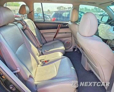 Zdjęcie 11 z 13 samochodu: 2012 TOYOTA HIGHLANDER LIMITED VIN:5TDDK3EH7CS110489 - miniatura