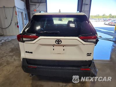 Zdjęcie 6 z 12 samochodu: 2022 TOYOTA RAV4 XLE VIN:2T3P1RFV7NC316017 - miniatura