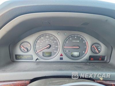 Zdjęcie 9 z 11 samochodu: 2001 VOLVO S80 VIN:YV1TS94D711194136 - miniatura