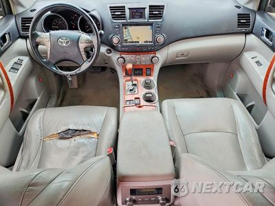 Zdjęcie 8 z 14 samochodu: 2010 TOYOTA HIGHLANDER LIMITED VIN:5TDDK3EH0AS009615 - miniatura