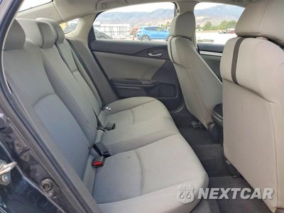 Zdjęcie 10 z 13 samochodu: 2019 HONDA CIVIC LX VIN:2HGFC2F68KH513781 - miniatura