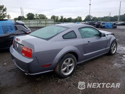 Trzecie zdjęcie samochodu z tyłu: 2006 FORD MUSTANG GT VIN:1ZVFT82HX65143100 - miniatura