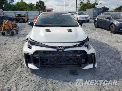Piąte zdjęcie samochodu w środku: 2026 TOYOTA GR COROLLA PREMIUM PLUS VIN:SB1ADADE7TE001257 - miniatura