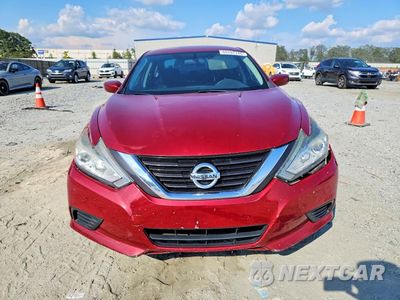 Piąte zdjęcie samochodu w środku: 2017 NISSAN ALTIMA 2.5 S VIN:1N4AL3APXHN315692 - miniatura