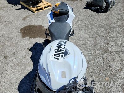 Piąte zdjęcie samochodu w środku: 2019 SUZUKI GSX-R600 VIN:JS1GN7FA2K7100159 - miniatura