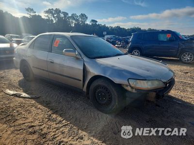 Czwarte zdjęcie samochodu z boku: 2000 HONDA ACCORD VIN:1HGCG5647YA144829 - miniatura