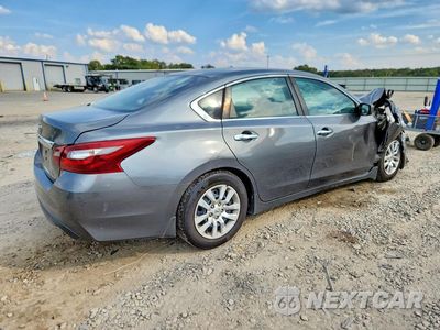 Trzecie zdjęcie samochodu z tyłu: 2018 NISSAN ALTIMA 2.5 VIN:1N4AL3AP1JC291316 - miniatura
