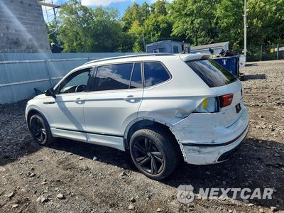 Drugie zdjęcie samochodu z przodu: 2024 VOLKSWAGEN TIGUAN SE R-LINE BLACK VIN:3VV8B7AX3RM079208 - miniatura