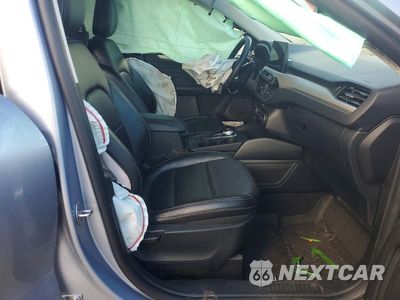 Zdjęcie 7 z 12 samochodu: 2022 FORD ESCAPE SEL VIN:1FMCU0H60NUA17449 - miniatura