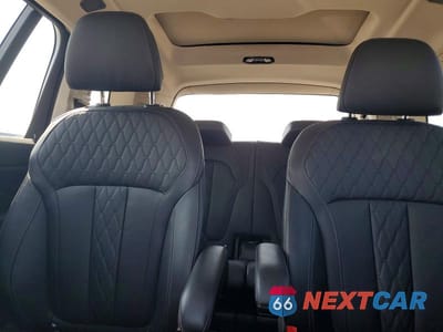 Zdjęcie 10 z 13 samochodu: 2019 BMW X7 XDRIVE50I VIN:5UXCX4C50KLS36901 - miniatura