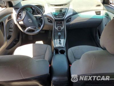Zdjęcie 8 z 12 samochodu: 2013 HYUNDAI ELANTRA GLS VIN:5NPDH4AE3DH313483 - miniatura