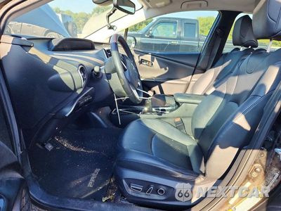Zdjęcie 7 z 13 samochodu: 2017 TOYOTA PRIUS FOUR VIN:JTDKARFU7H3045001 - miniatura