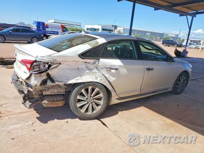Trzecie zdjęcie samochodu z tyłu: 2016 HYUNDAI SONATA SPORT VIN:5NPE34AFXGH369047 - miniatura