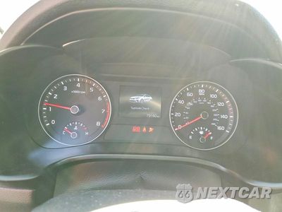 Zdjęcie 9 z 13 samochodu: 2019 KIA FORTE LXS VIN:3KPF24AD5KE018629 - miniatura