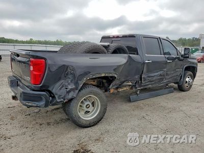 Trzecie zdjęcie samochodu z tyłu: 2021 CHEVROLET SILVERADO K3500 HIGH COUNTRY VIN:1GC4YVEY6MF102878 - miniatura