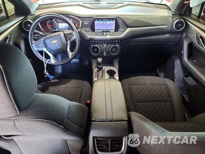 Zdjęcie 8 z 13 samochodu: 2019 CHEVROLET BLAZER 2LT VIN:3GNKBGRS7KS684824 - miniatura