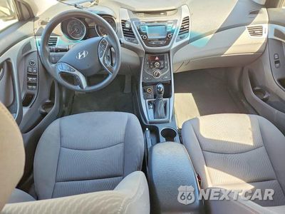 Zdjęcie 8 z 12 samochodu: 2014 HYUNDAI ELANTRA SE VIN:KMHDH4AE1EU063549 - miniatura