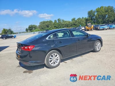 Trzecie zdjęcie samochodu z tyłu: 2025 CHEVROLET MALIBU LT VIN:1G1ZD5ST0SF121877 - miniatura