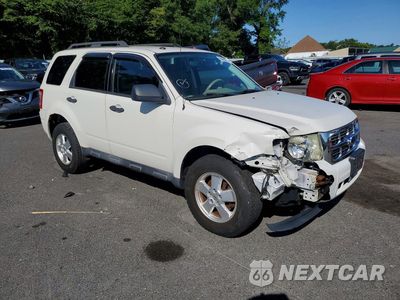 Czwarte zdjęcie samochodu z boku: 2011 FORD ESCAPE XLT VIN:1FMCU0D78BKB28353 - miniatura