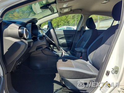 Zdjęcie 7 z 12 samochodu: 2025 NISSAN VERSA SV VIN:3N1CN8EV5SL845307 - miniatura