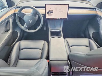 Zdjęcie 8 z 13 samochodu: 2024 TESLA MODEL Y VIN:7SAYGDEE4RF032767 - miniatura