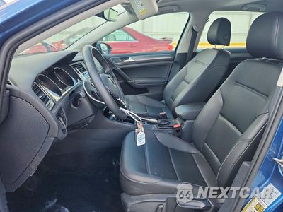 Zdjęcie 7 z 13 samochodu: 2020 VOLKSWAGEN GOLF VIN:3VWG57AUXLM015050 - miniatura