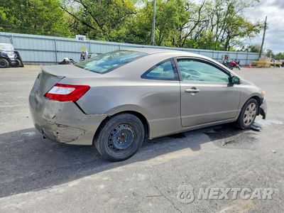 Trzecie zdjęcie samochodu z tyłu: 2008 HONDA CIVIC LX VIN:2HGFG12658H550462 - miniatura