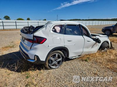 Trzecie zdjęcie samochodu z tyłu: 2026 BMW X1 XDRIVE28I VIN:WBX73EF00T5707071 - miniatura
