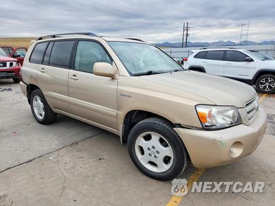 Czwarte zdjęcie samochodu z boku: 2005 TOYOTA HIGHLANDER LIMITED VIN:JTEEP21A550123848 - miniatura