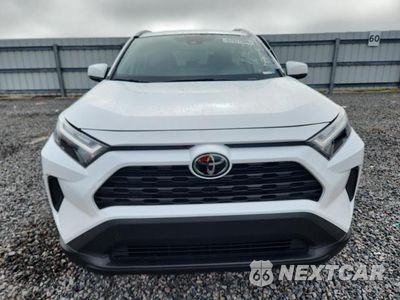 Piąte zdjęcie samochodu w środku: 2025 TOYOTA RAV4 XLE VIN:2T3W1RFV8SW421526 - miniatura