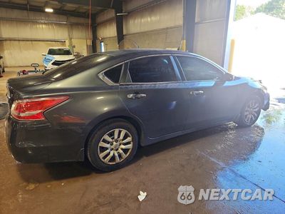 Trzecie zdjęcie samochodu z tyłu: 2013 NISSAN ALTIMA 2.5 VIN:1N4AL3AP3DC120958 - miniatura