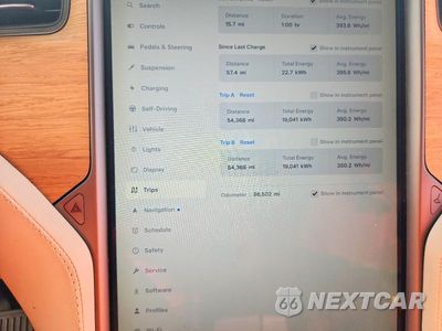 Zdjęcie 9 z 12 samochodu: 2019 TESLA MODEL X VIN:5YJXCDE22KF158934 - miniatura