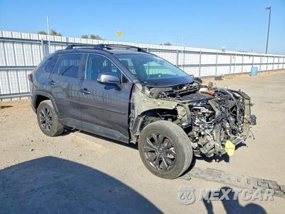 Czwarte zdjęcie samochodu z boku: 2024 TOYOTA RAV4 XLE PREMIUM VIN:2T3B6RFV7RW055892 - miniatura