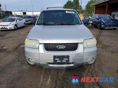 Piąte zdjęcie samochodu w środku: 2006 FORD ESCAPE LIMITED VIN:1FMYU94166KA97759 - miniatura