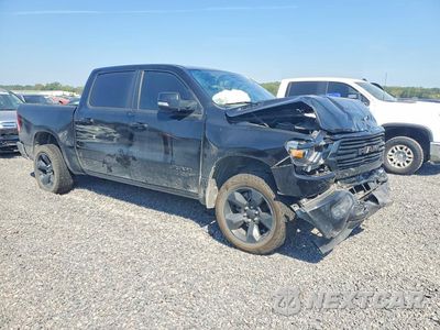 Czwarte zdjęcie samochodu z boku: 2019 RAM 1500 BIG HORN/LONE STAR VIN:1C6SRFFT1KN630643 - miniatura