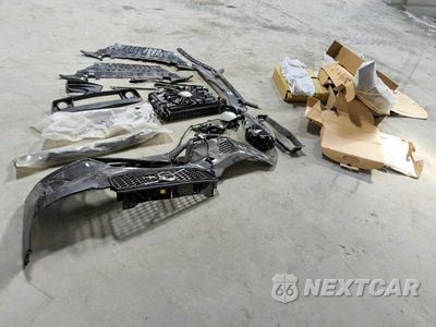 Zdjęcie 13 z 14 samochodu: 2024 VOLVO XC60 CORE VIN:YV4L12RK6R1878482 - miniatura