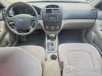 Zdjęcie 8 z 12 samochodu: 2008 KIA SPECTRA LX VIN:KNAFE121285504049 - miniatura